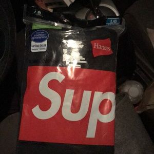 SUPREME Hanes Tee (3pack) unopened and authentic